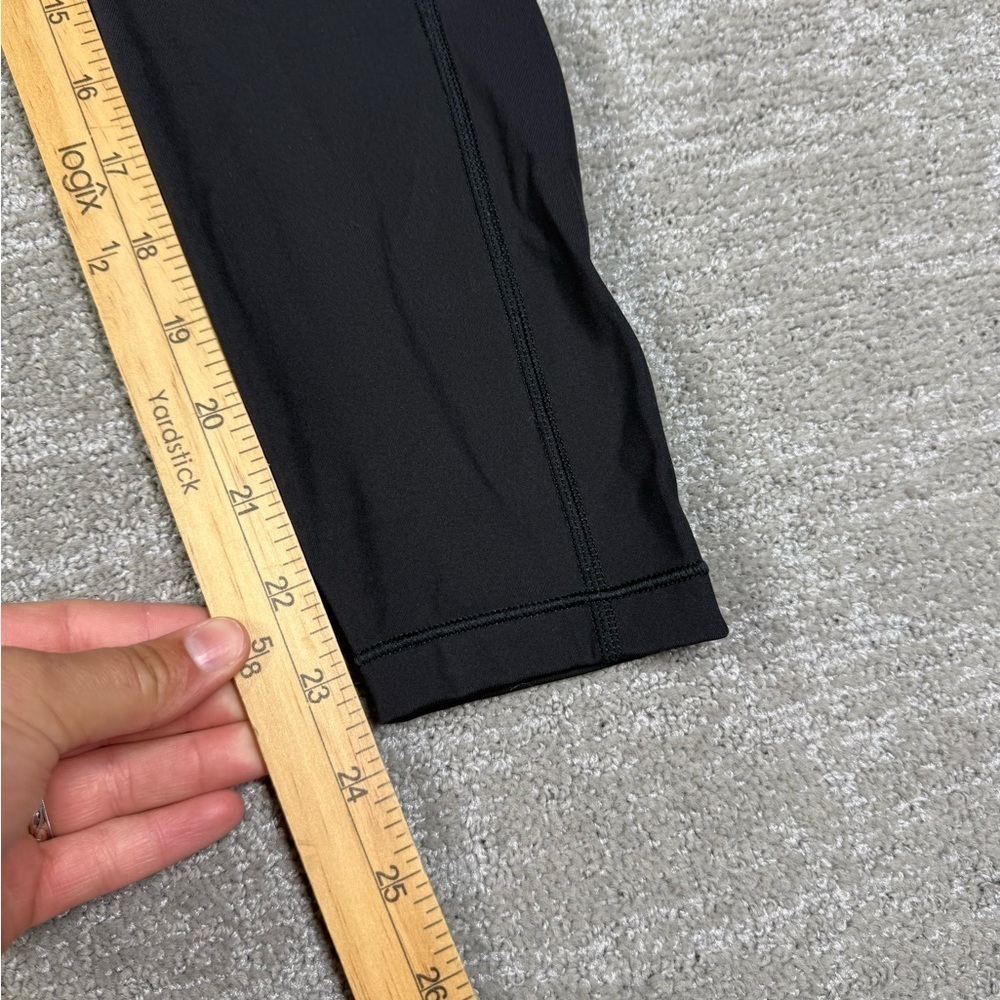 Athleta Ultimate Stash Pocket 7/8 tight Black Work Out Womens Size Small - Picture 5 of 6